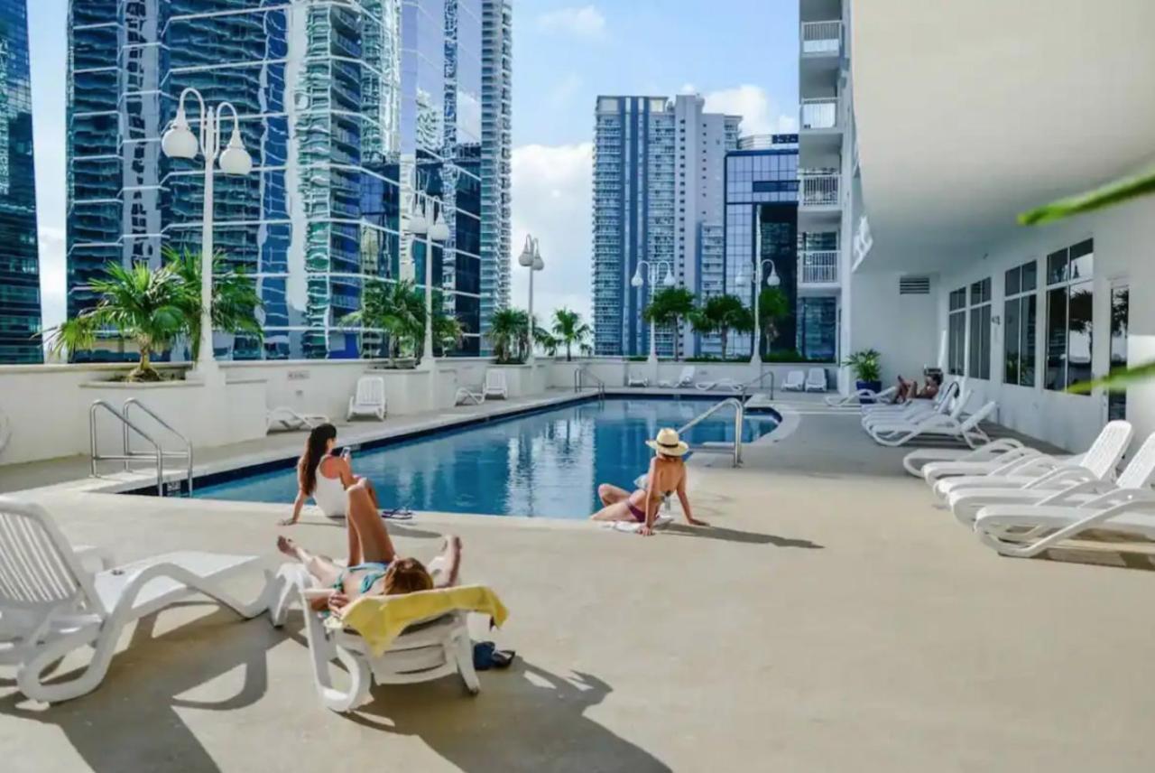 マイアミModern 1 Bed In The Heart Of Brickell With Free Parkingアパートメント エクステリア 写真