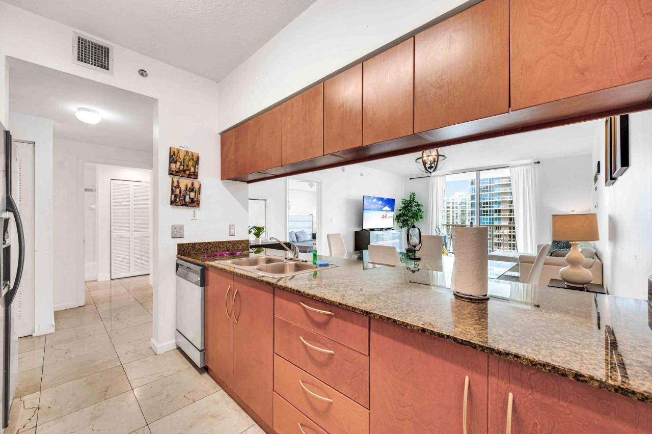 マイアミModern 1 Bed In The Heart Of Brickell With Free Parkingアパートメント エクステリア 写真