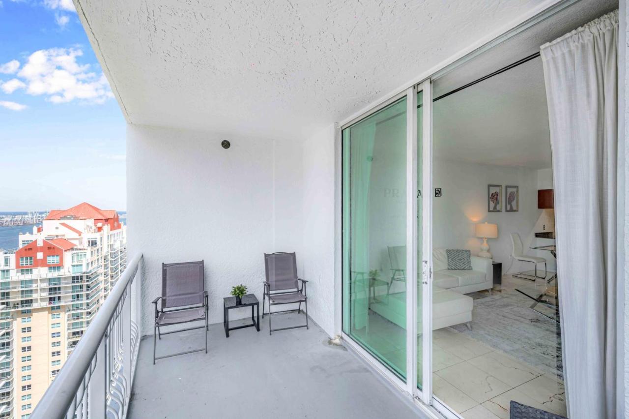 マイアミModern 1 Bed In The Heart Of Brickell With Free Parkingアパートメント エクステリア 写真
