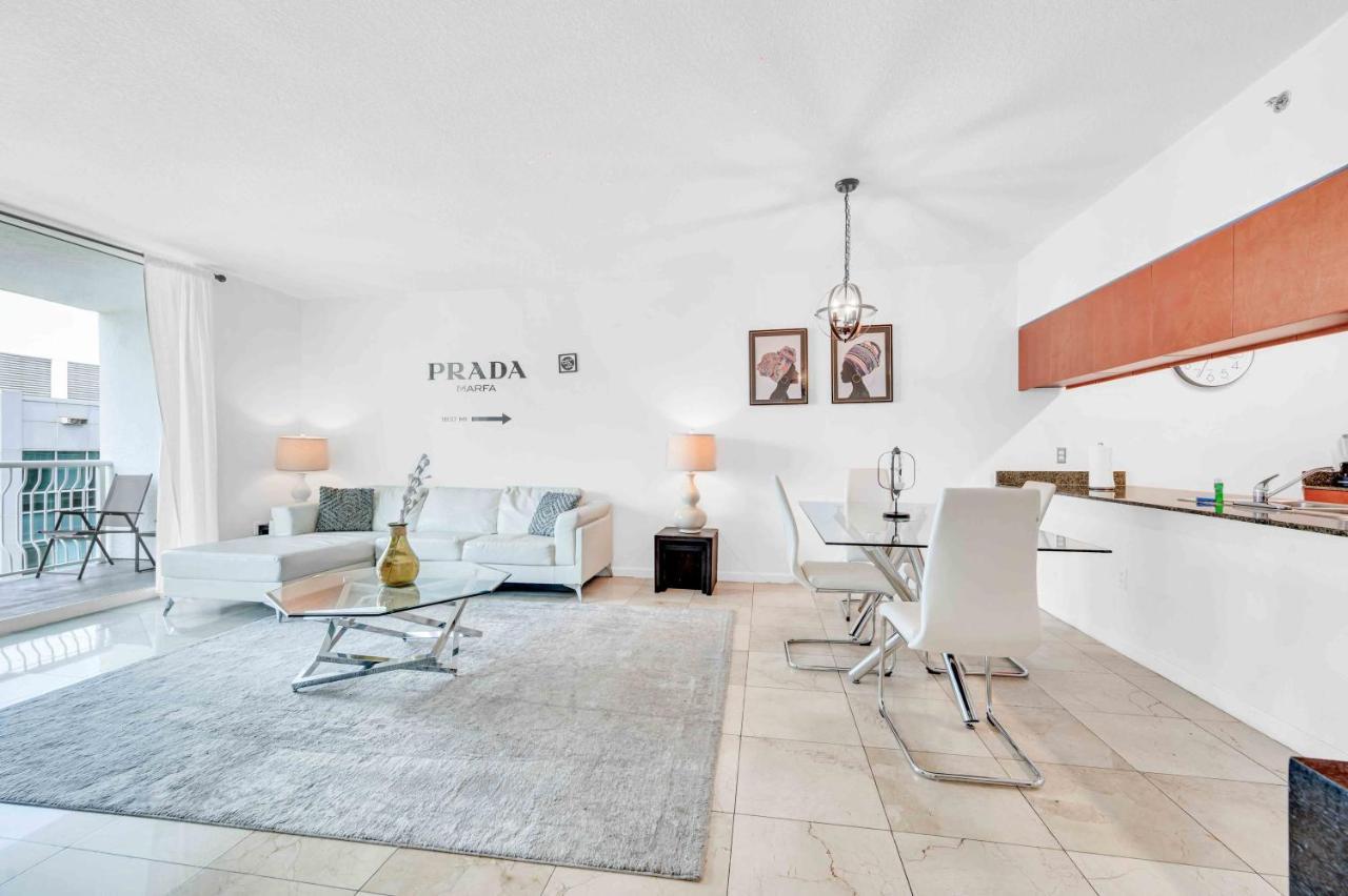 マイアミModern 1 Bed In The Heart Of Brickell With Free Parkingアパートメント エクステリア 写真