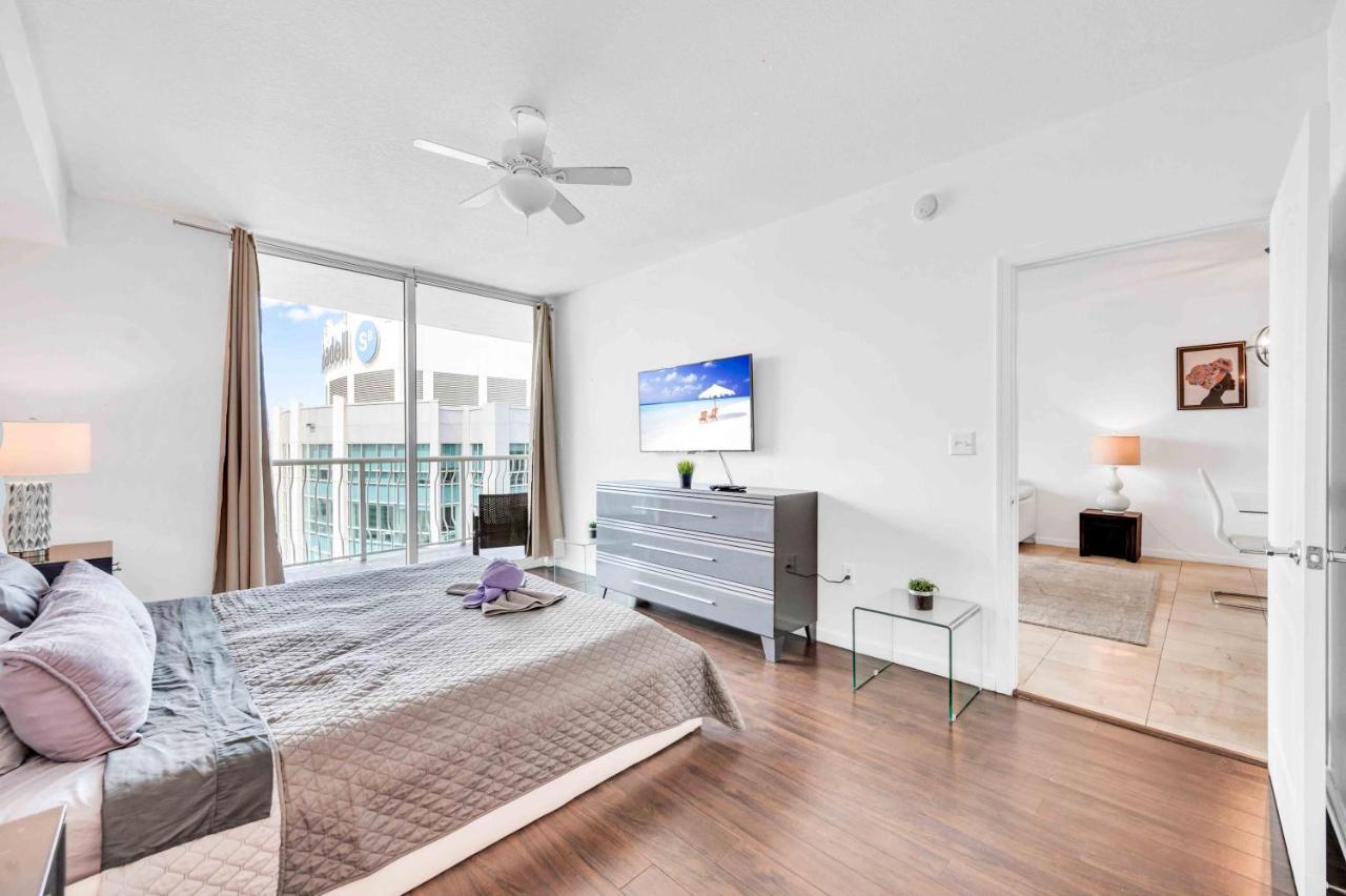 マイアミModern 1 Bed In The Heart Of Brickell With Free Parkingアパートメント エクステリア 写真