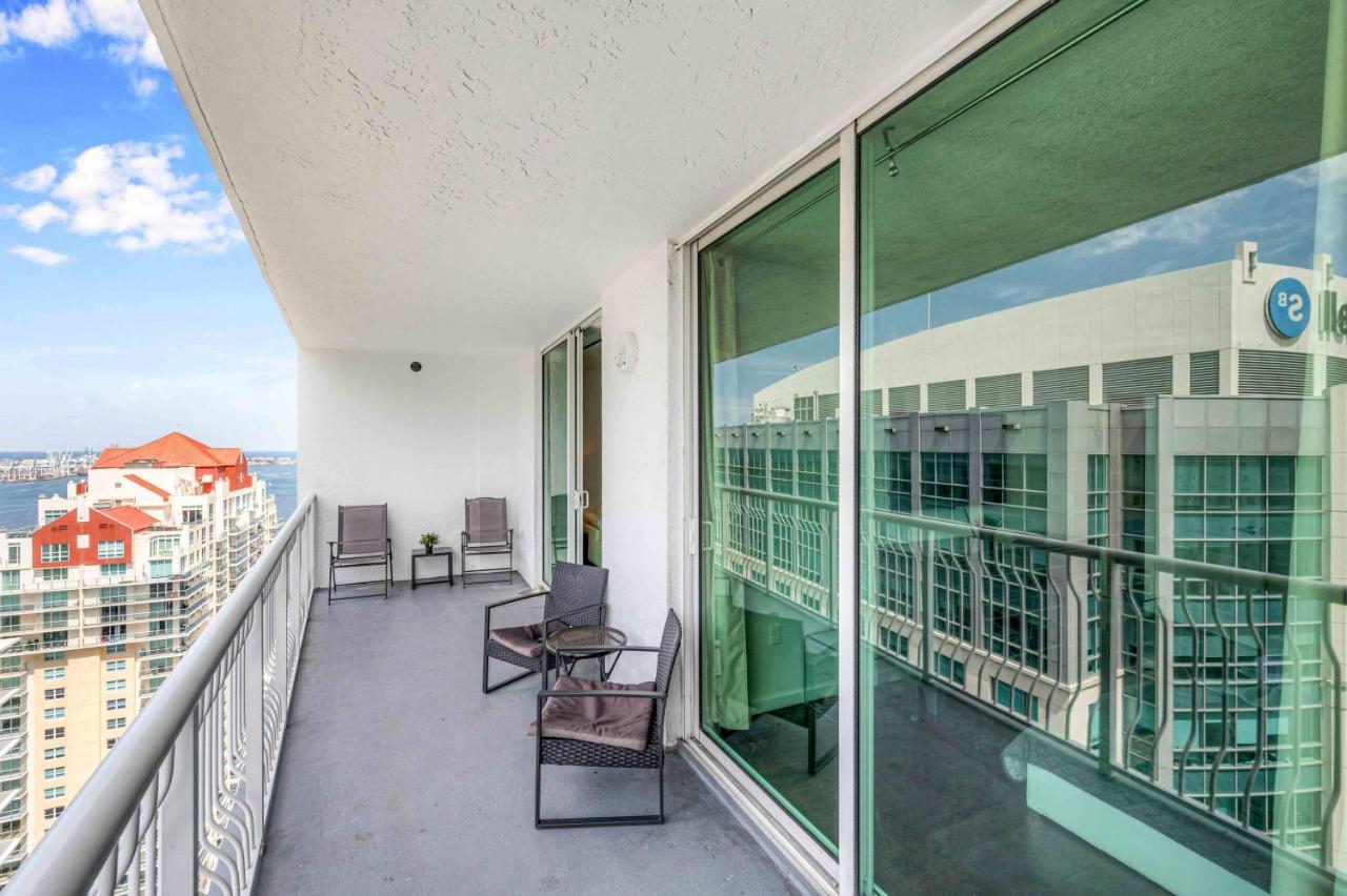 マイアミModern 1 Bed In The Heart Of Brickell With Free Parkingアパートメント エクステリア 写真
